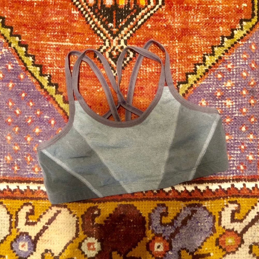 Alo Yoga Sports Bra